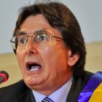 Nicolae Robu Vrea să protesteze